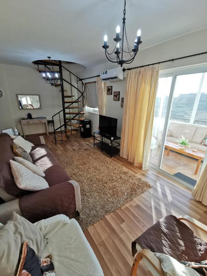Must Stay - Sea & Salt Lake Panoramic View Apt 라르나카 외부 사진